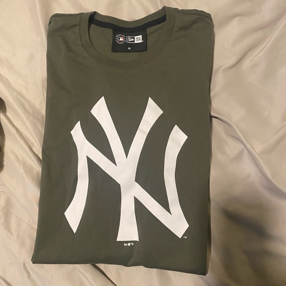 NY oversized graphic tee